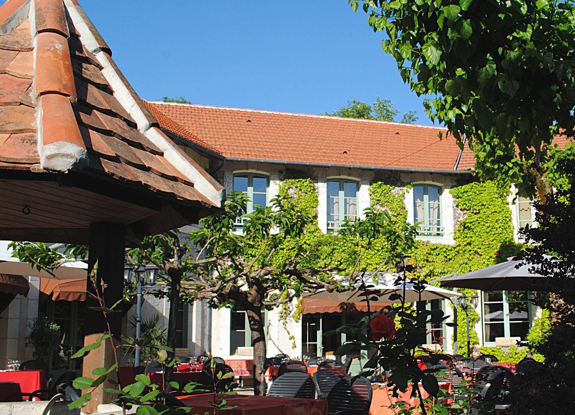 Logis Hostellerie Du Perigord Vert บร็องโทม ภายนอก รูปภาพ