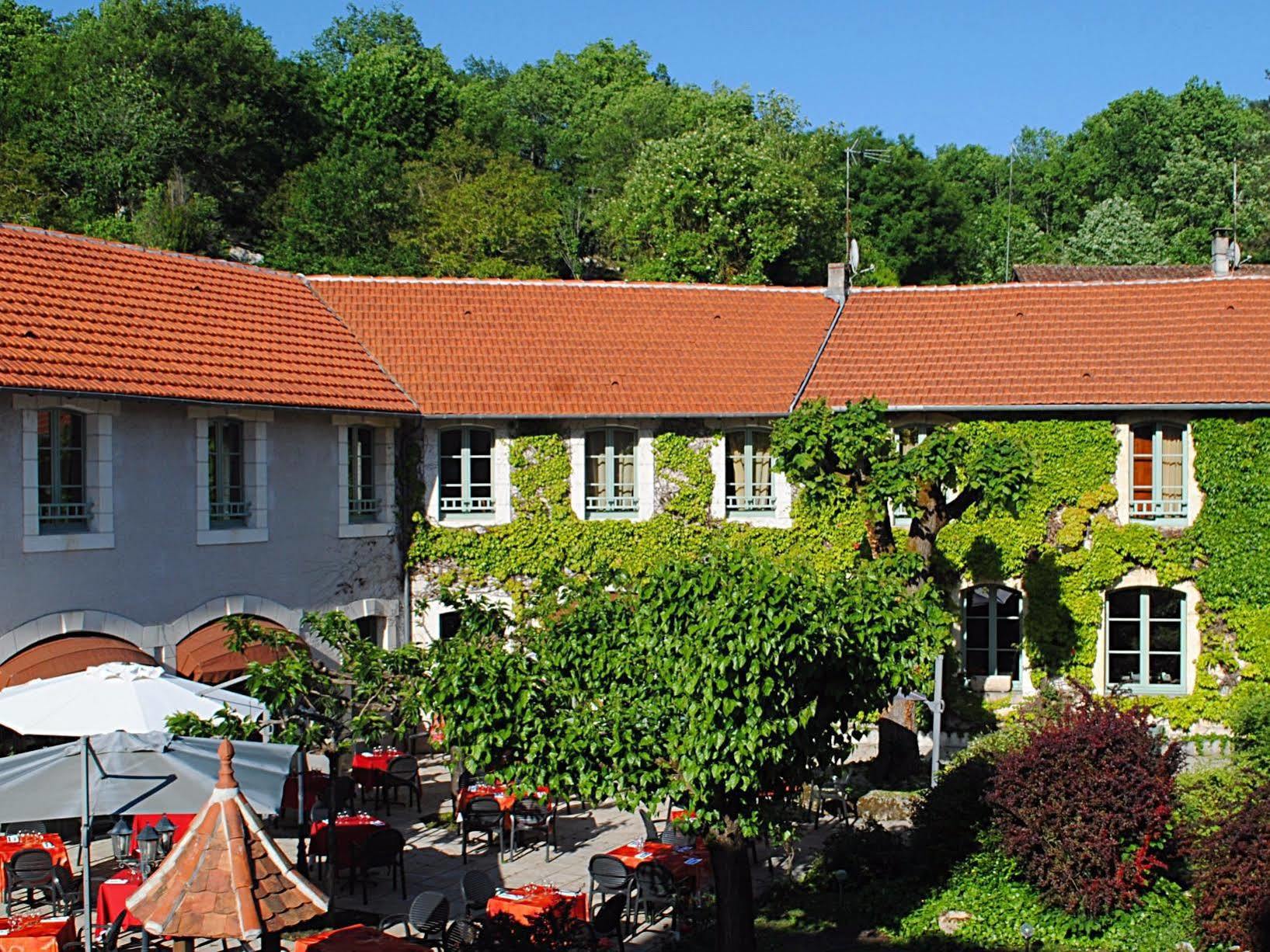 Logis Hostellerie Du Perigord Vert บร็องโทม ภายนอก รูปภาพ